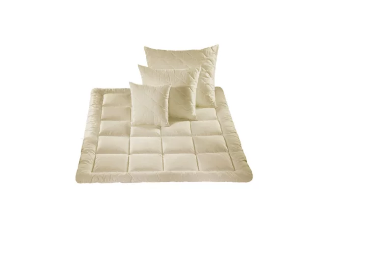 Комплект GUSTI, изработен от овча вълна - антиалергично одеяло + възглавница